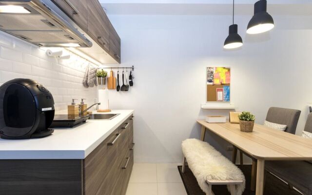Luxury Scandinavian Studio @ The Pearl Place