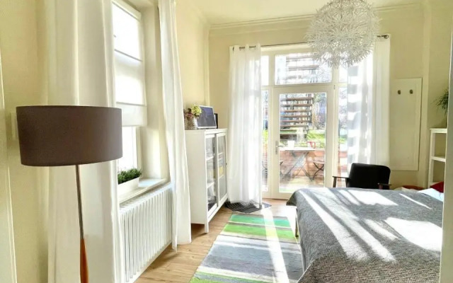 JETHON Studio-Appartement im Grünen