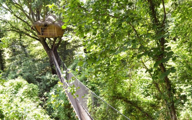 Les Cabanes De Fontaine