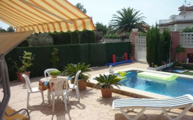 House With 4 Rooms in Miami Platja, With Private Pool, Enclosed Garden