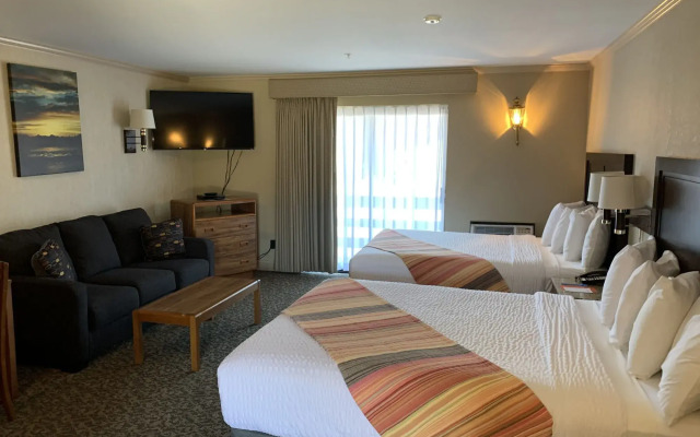 Coachman Inn & Suites