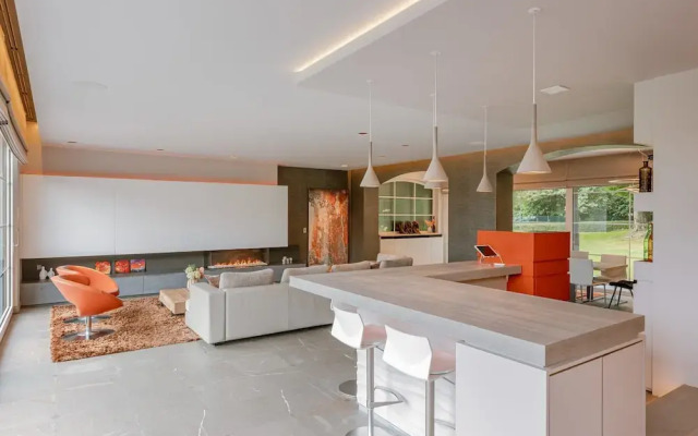 Unique and Very Exclusive Villa Gentbos With Stunning Garden
