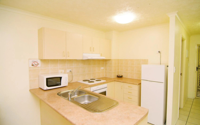 Airlie Apartments