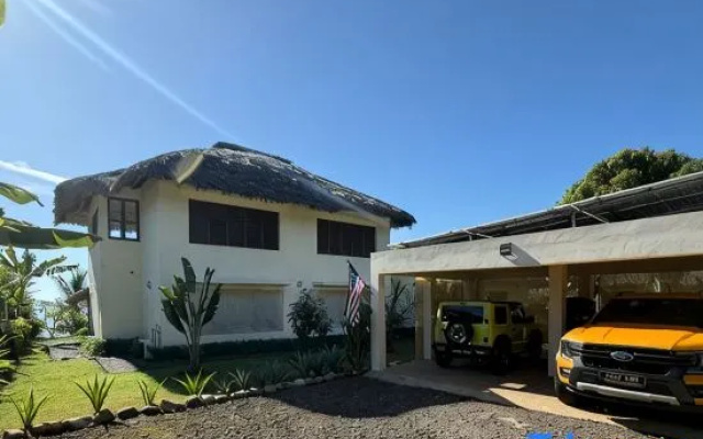 Oceanfront Luxury Villa with Private Pool