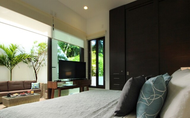 Peaceful Townhouse with plunge pool by Olahola