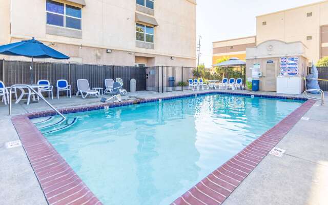 Comfort Inn Hanford Lemoore