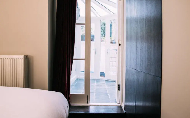 Cosy Finborough Road Gem - DNS