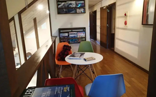 Funky Monkey Lodge, Myoko ファンキーモンキーロッジ 妙高