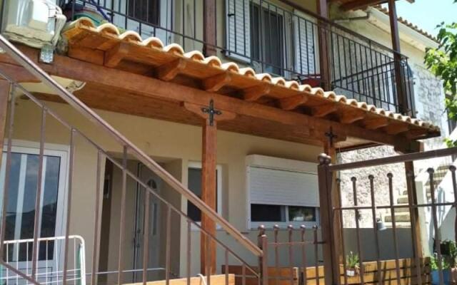 Six Blossoms 2 bedroom apartment !