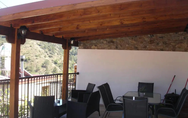 Love Holiday Suite 1