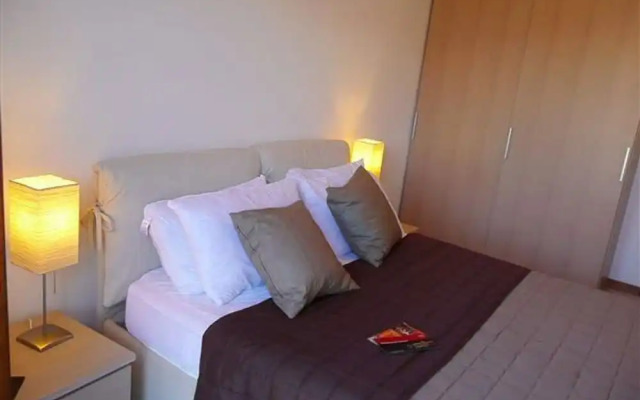 Vista d Oro Ulivo Apt 7