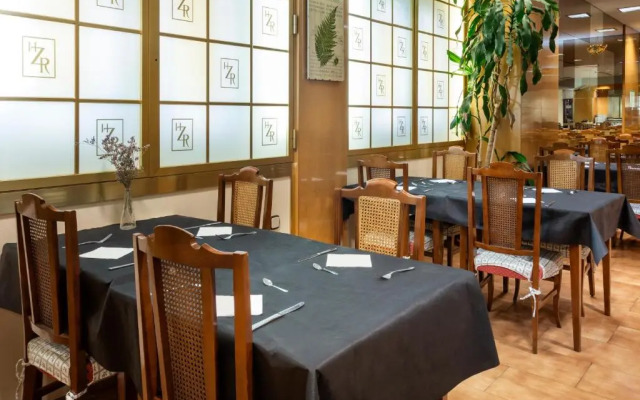 Hotel Zaragoza Royal