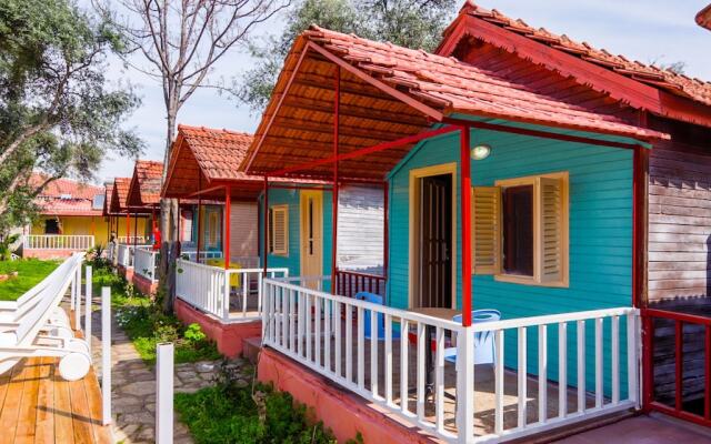 Toll Hotel