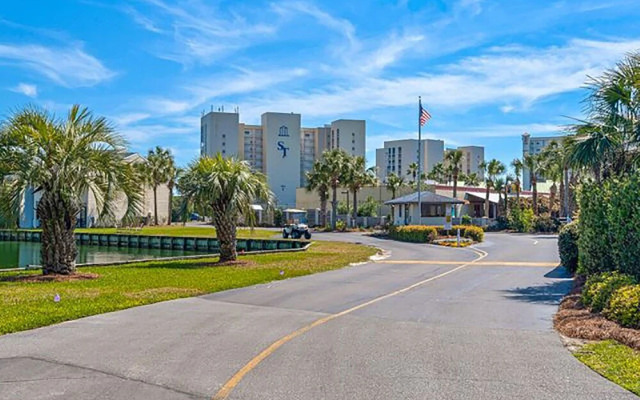 Shoreline Towers by Southern Vacation Rentals