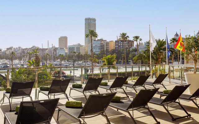 The Level at Melia Alicante - Adults Only
