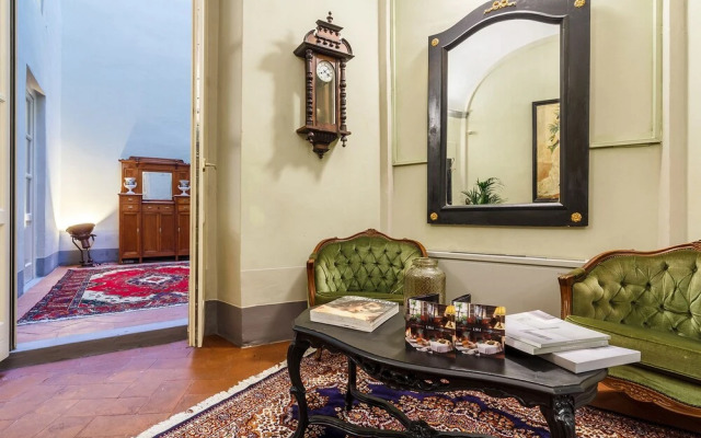 Dimora Storica Palazzo Puccini LSM