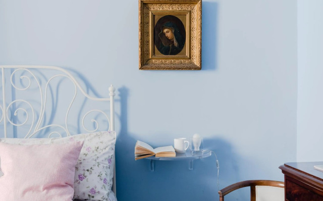 Classic apartment near the Colosseum