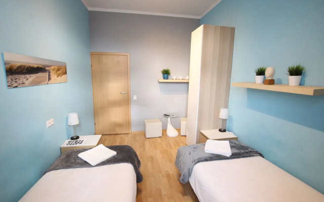 Rainbow Apartments 3