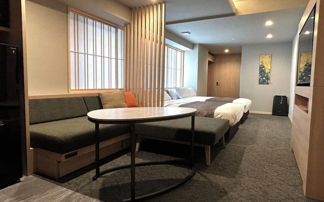 Premium Apart MONday KYOTO GOJO