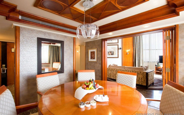 Sandton Sun & Towers