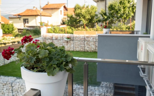 TheHouse - Apartment Kamenitza