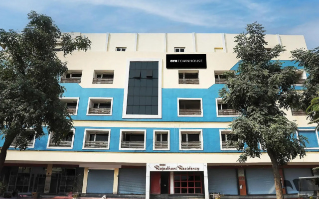 Rajdhani Residency by OYO Rooms
