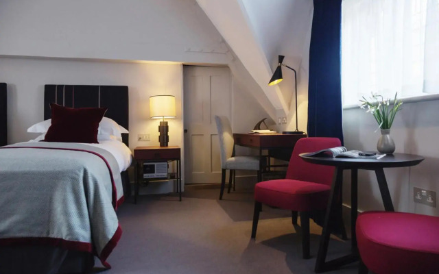 Old Parsonage Hotel