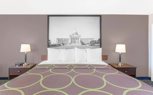 Super 8 by Wyndham Oklahoma City