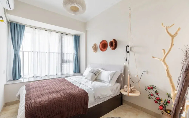 Locals Boutique Apartment WanzaiCEC No.5