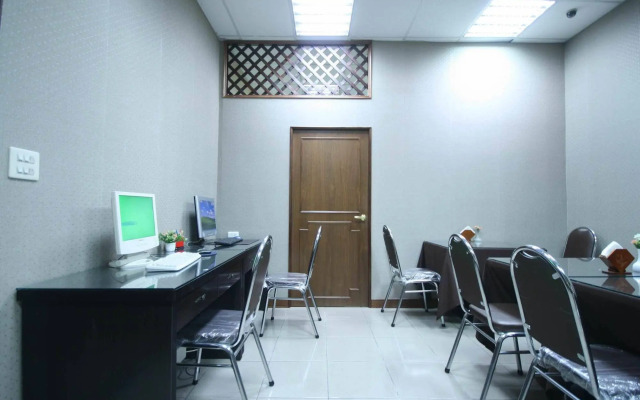 Herhuan Hotel