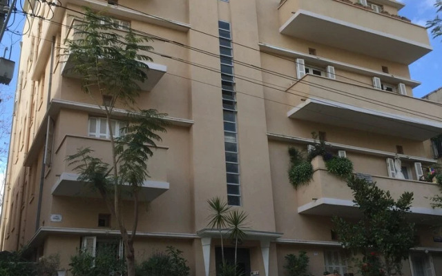 Rothschild Tel-Aviv Studio