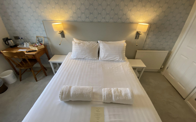 Alexandra Hotel