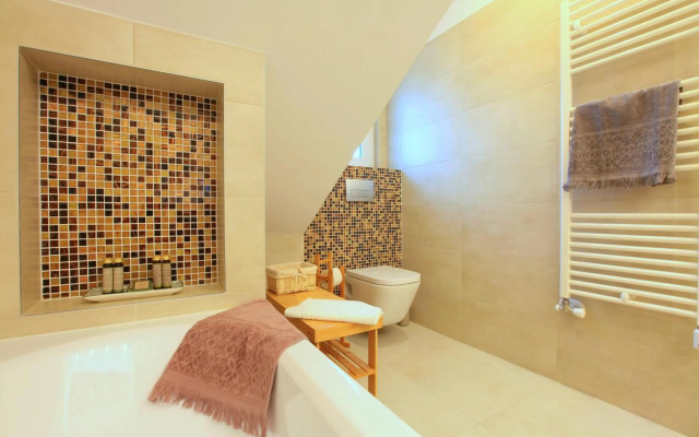 Paskal-Lux Apartments