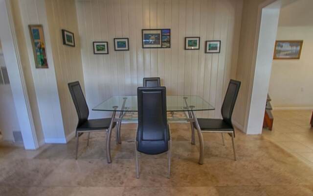 Luxury Villa Mar by RedAwning