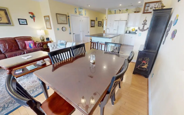 Desoto Beach Club 304