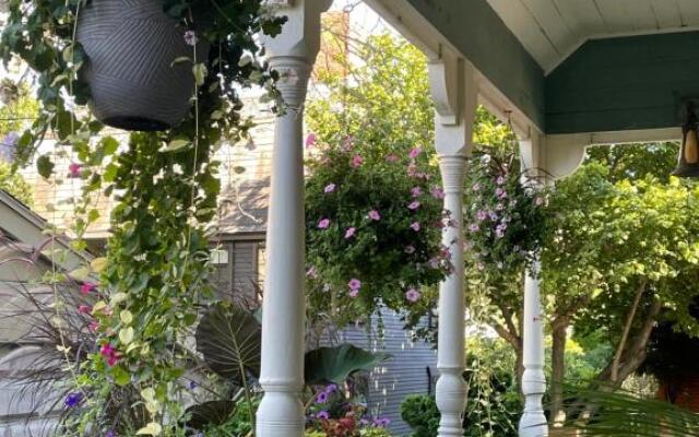 Austin House Inn