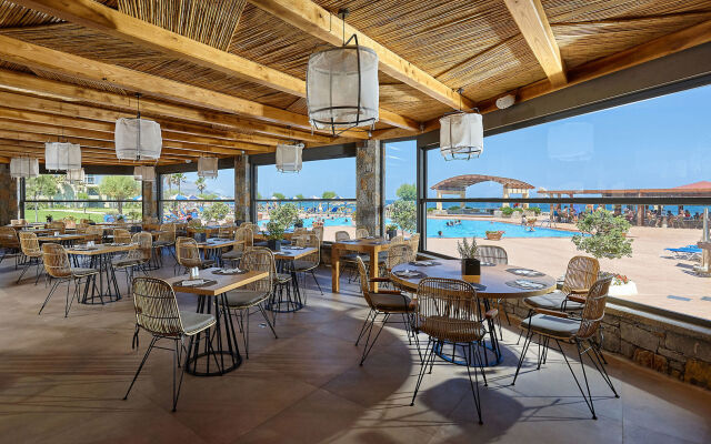 Sirens Beach and Village - All Inclusive