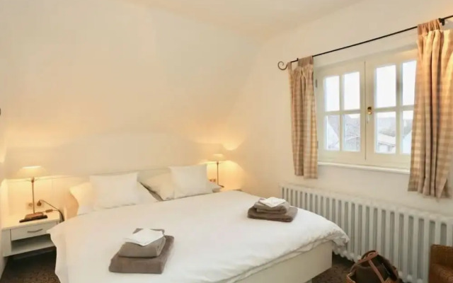 Strandhuus Modern Retreat