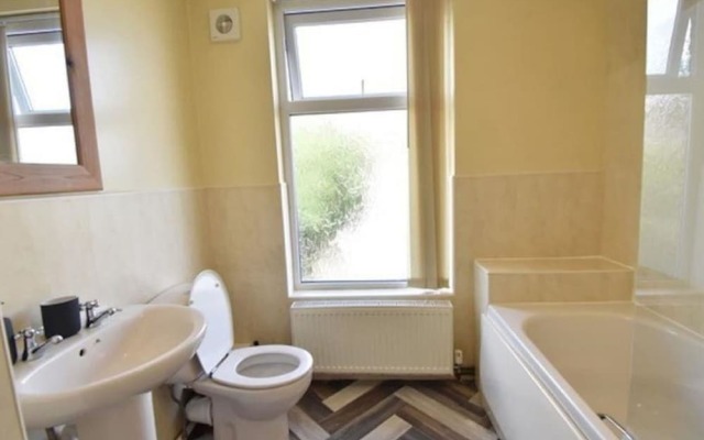 Relaxing Holiday Home in Sheffield near Botanical Garden