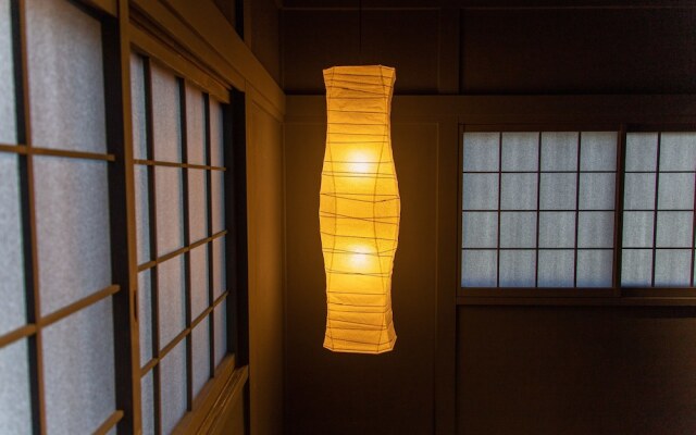 Yadoya Nishikujo Honjinso