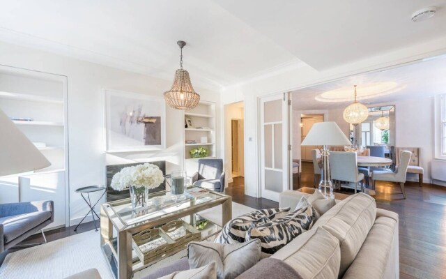 Luxurious 3 Bed Apartment In London