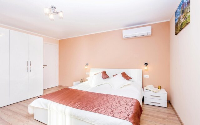 Amazing Home in Krk With Wifi and 2 Bedrooms