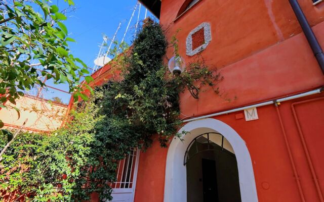 Art Deco Terrace Apartment