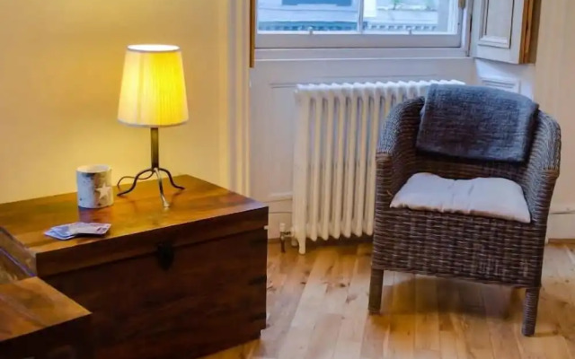 JOIVY Diagon Alley Apartment