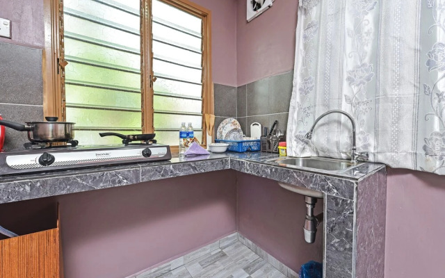 OYO Home 90348 Inspire Rooms