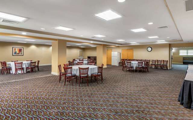 Comfort Inn & Suites Glen Mills - Concordville