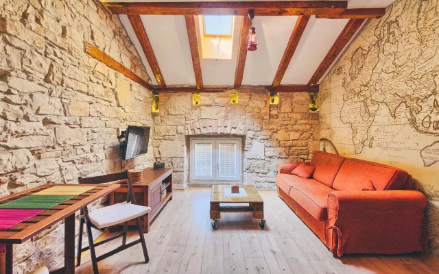 Apartment Clerisseau