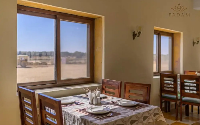 Padam Desert Camp. Jaisalmer