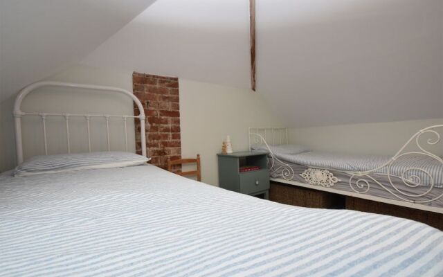 Seaside Retreat - Rye Harbour
