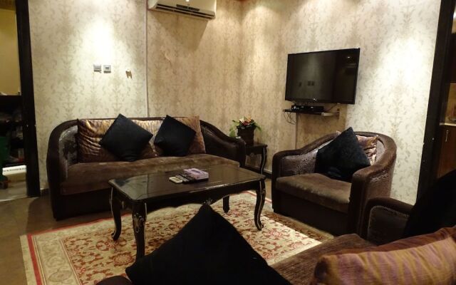 Comfort Inn Al Taawon